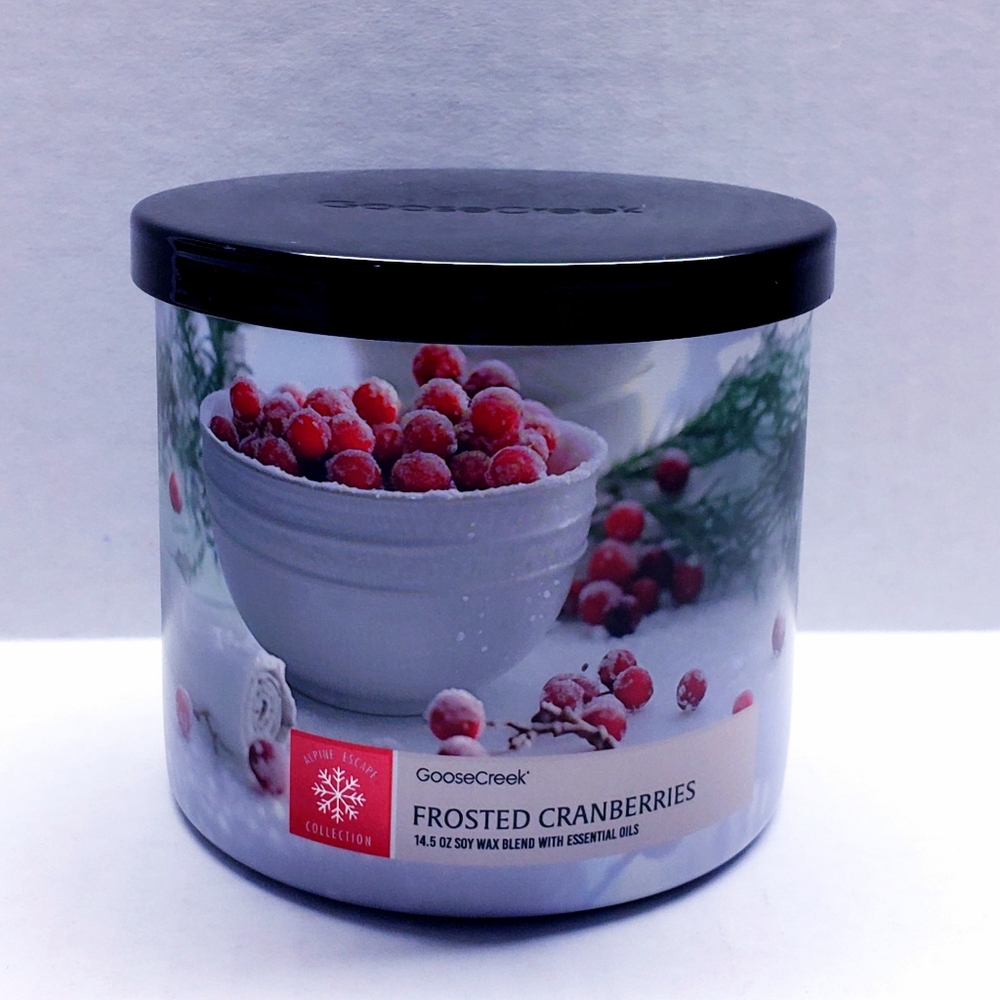 Goose Creek FROSTED CRANBERRIES Large 3-Wick Scented Candle, 14.5 oz